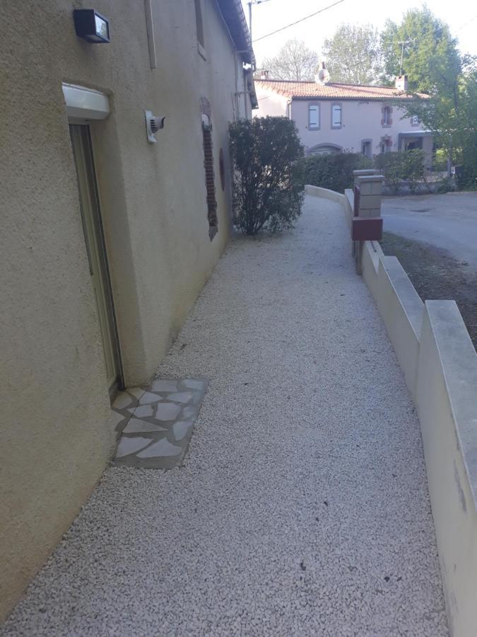 Le BoupèreChambre Double Au Calme Proche Puy Du Foアパートメント エクステリア 写真